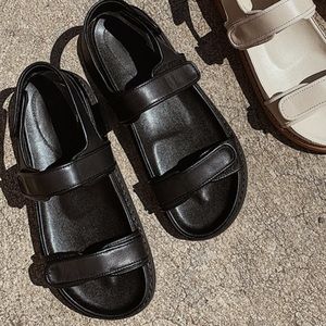 - Tony Bianco Hartly sandals in black